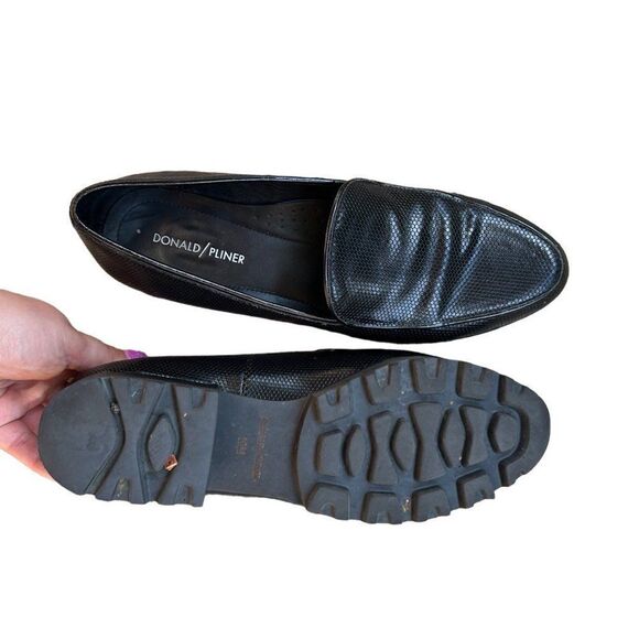 Donald Pliner Black Textured Heeled Oxford Chunky Loafer - Picture 6 of 8